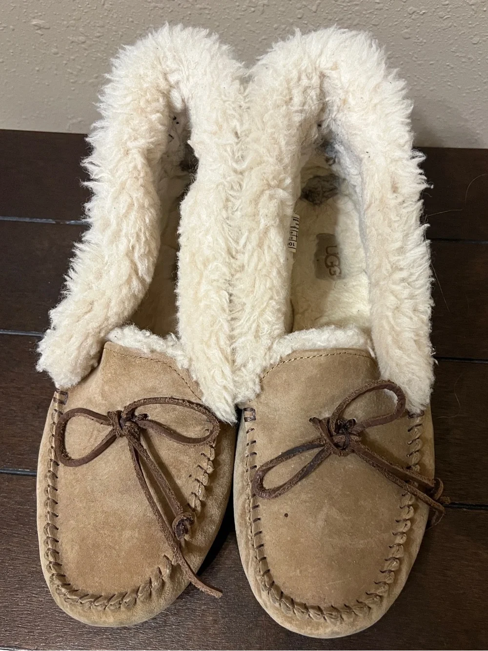 UGG Chestnut/Tan Suede Moccasin Slippers with Cream Shearling - Picture 1 of 7
